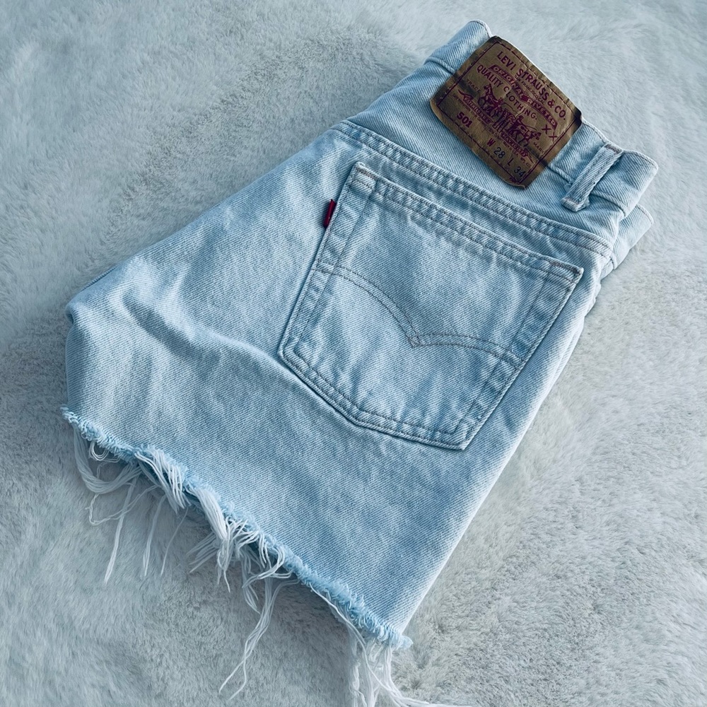 Levi’s Vintage Light Wash Shorts ☀️ Size 26 - Picture 3 of 12